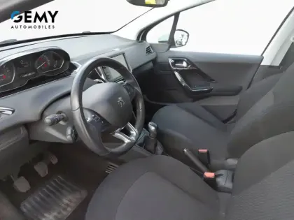 Photo 8 Peugeot 208  PureTech 82ch S&S BVM5