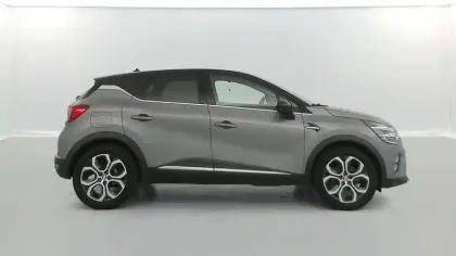 Photo 14 Renault Captur  E-Tech 145 - 21