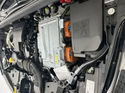 Photo 34 Renault Captur  E-Tech 145 - 21