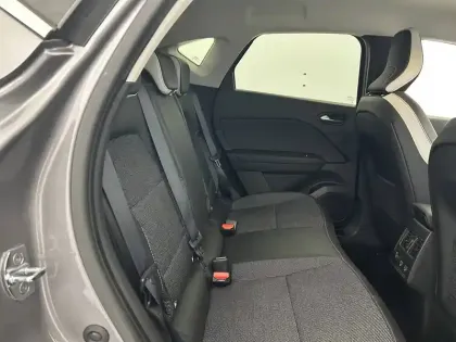 Photo 24 Renault Captur  E-Tech 145 - 21