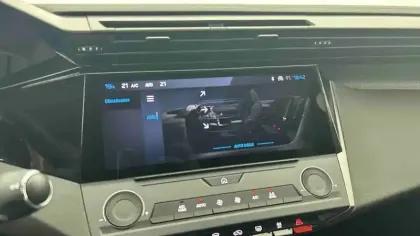 Photo 25 Peugeot 308  Hybrid 145 e-DCS6