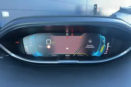 Photo 14 Peugeot 3008  Hybrid 180 e-EAT8