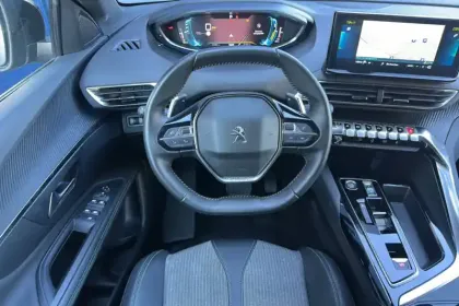 Photo 12 Peugeot 3008  Hybrid 180 e-EAT8