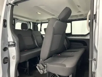 Photo 24 Renault Trafic  L1 dCi 150 Energy S&S