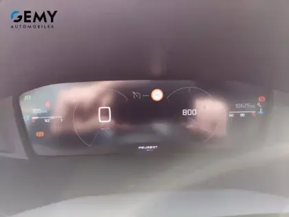 Photo 13 Peugeot 208  PureTech 100 S&S BVM6