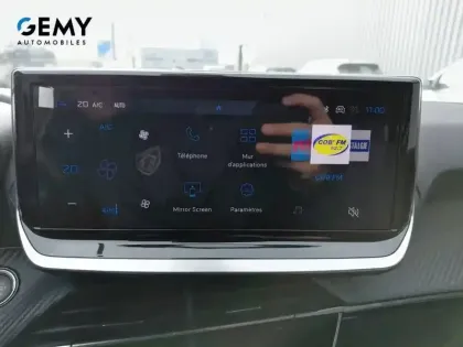 Photo 12 Peugeot 208  PureTech 100 S&S BVM6