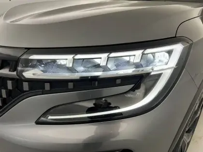 Photo 34 Renault Austral  E-Tech full hybrid 200 GSR2