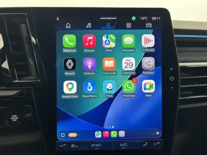 Photo 33 Renault Austral  E-Tech full hybrid 200 GSR2