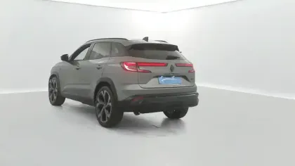 Photo 11 Renault Austral  E-Tech full hybrid 200 GSR2