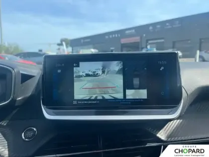 Photo 12 Peugeot 208  PureTech 100 S&S EAT8