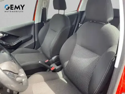 Photo 8 Peugeot 208  BlueHDi 100ch S&S BVM5