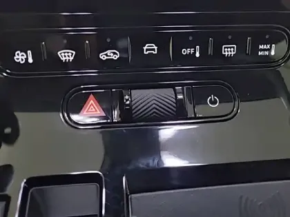 Photo 23 Citroën C5 aircross  Hybride 145 ch e-DCS6