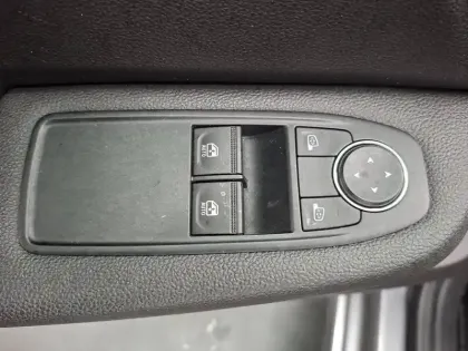 Photo 30 Renault Clio  Blue dCi 100 ch GSR2