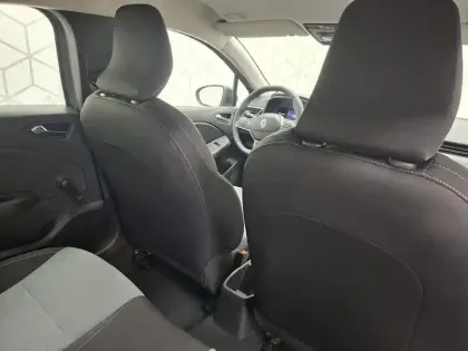 Photo 23 Renault Clio  Blue dCi 100 ch GSR2