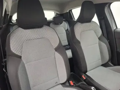 Photo 27 Renault Clio  Blue dCi 100 ch GSR2