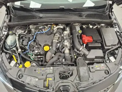 Photo 42 Renault Clio  Blue dCi 100 ch GSR2