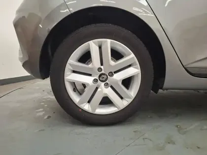 Photo 15 Renault Clio  Blue dCi 100 ch GSR2