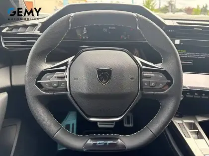 Photo 17 Peugeot 408  Hybrid 145 e-DCS6