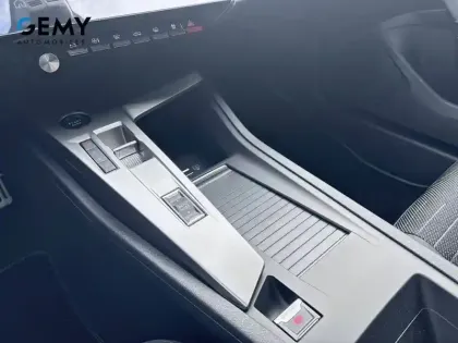 Photo 16 Peugeot 408  Hybrid 145 e-DCS6