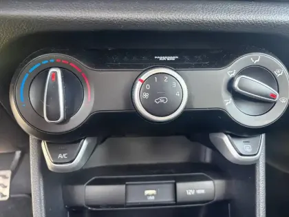 Photo 29 Kia Picanto  1.0 DPi 67ch BVM5