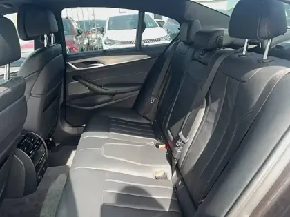 Photo 15 BMW Serie 5 540i xDrive 340 ch BVA8