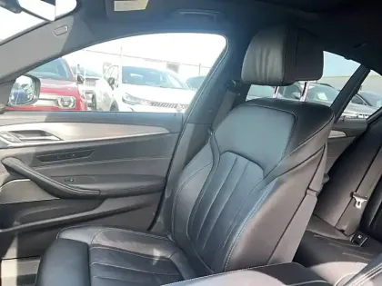 Photo 13 BMW Serie 5 540i xDrive 340 ch BVA8