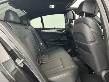 Photo 36 BMW Serie 5 540i xDrive 340 ch BVA8