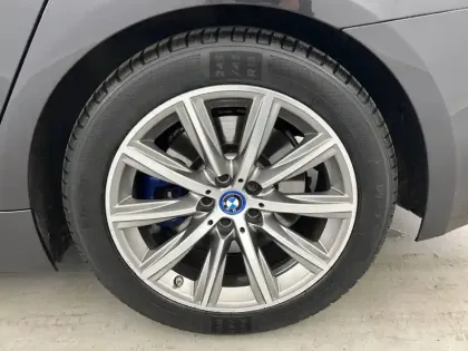 Photo 40 BMW Serie 5 540i xDrive 340 ch BVA8