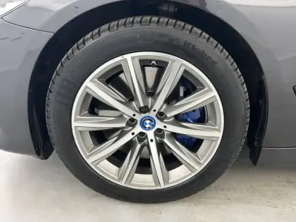 Photo 39 BMW Serie 5 540i xDrive 340 ch BVA8