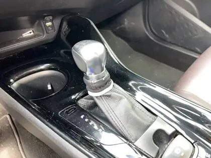 Photo 8 Toyota C-HR  Pro Hybride 122h