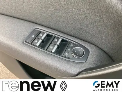 Photo 13 Renault Captur  TCe 100