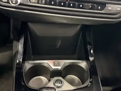 Photo 38 BMW Serie 1 120d xDrive 190 ch BVA8