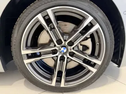 Photo 11 BMW Serie 1 120d xDrive 190 ch BVA8