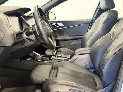 Photo 10 BMW Serie 1 120d xDrive 190 ch BVA8