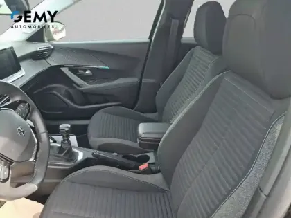 Photo 8 Peugeot 2008  BlueHDi 110 S&S BVM6