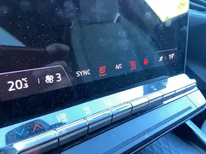 Photo 22 Renault Megane  E-Tech EV60 220 ch optimum charge