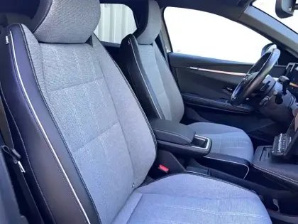 Photo 16 Renault Megane  E-Tech EV60 220 ch optimum charge