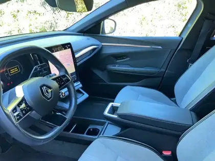 Photo 8 Renault Megane  E-Tech EV60 220 ch optimum charge