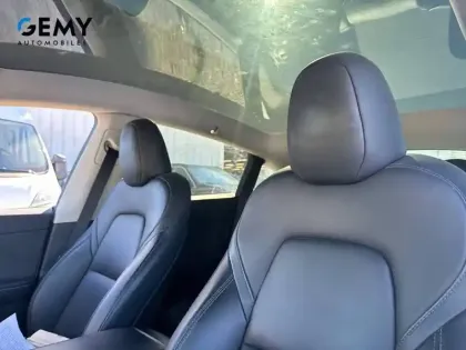 Photo 12 Tesla Model Y  Grande Autonomie Dual Motor AWD