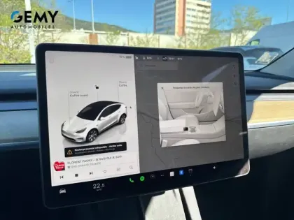 Photo 14 Tesla Model Y  Grande Autonomie Dual Motor AWD