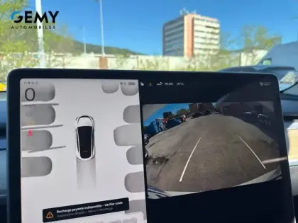 Photo 17 Tesla Model Y  Grande Autonomie Dual Motor AWD