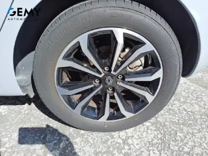 Photo 10 Renault Clio  Eco-G 100 ch GSR2