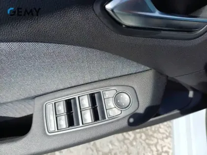 Photo 11 Renault Clio  Eco-G 100 ch GSR2