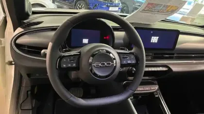 Photo 13 Fiat 600  T-Gen 3 1.2 Hybrid 145ch eDCT6