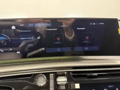 Photo 26 Peugeot 5008  Hybrid 145 ch e-DCS6
