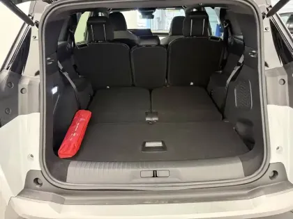 Photo 8 Peugeot 5008  Hybrid 145 ch e-DCS6