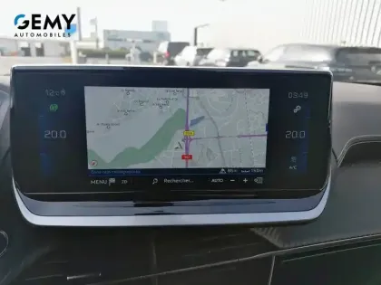 Photo 13 Peugeot 2008  BlueHDi 130 S&S EAT8