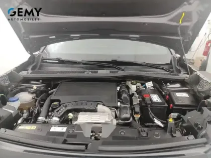 Photo 14 Peugeot 2008  PureTech 130 S&S EAT8