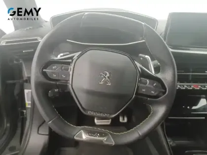 Photo 12 Peugeot 2008  PureTech 130 S&S EAT8