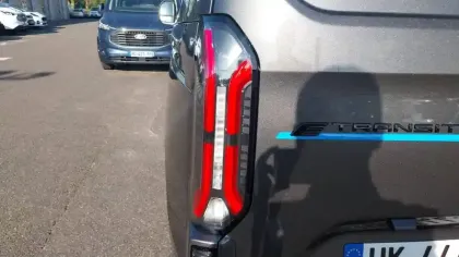 Photo 18 Ford Transit E- CUSTOM FGN 320 L1H1 218 CH BATTERIE 64 KWH